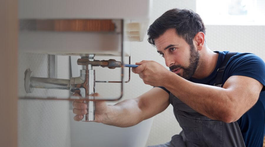 Electric water heater repair in Montezuma, IN